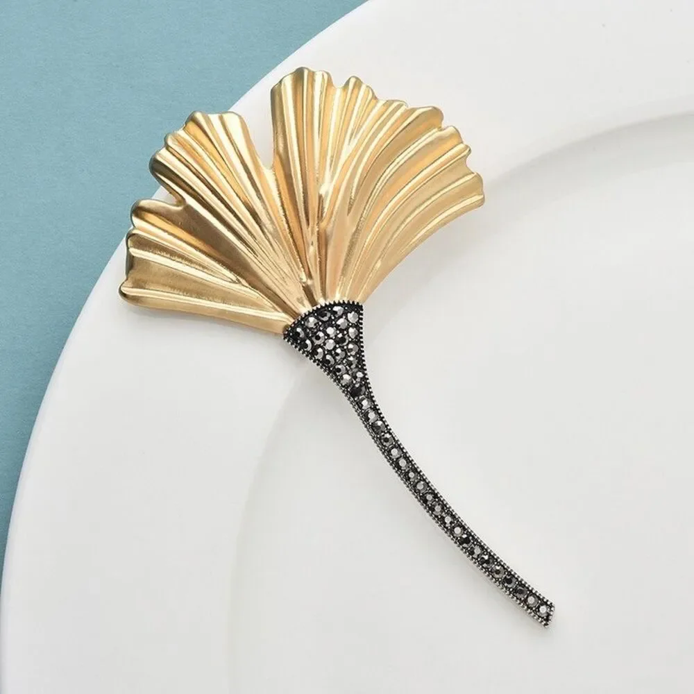 Vintage Style Gold Ginkgo Leaf Brooch Pin Dark Black Crystal Long Stem - Picture 1 of 3